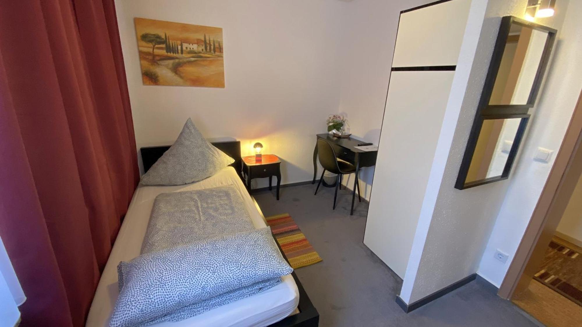Hotel Garni Bad Cafe Bad Niedernau Pokoj fotografie